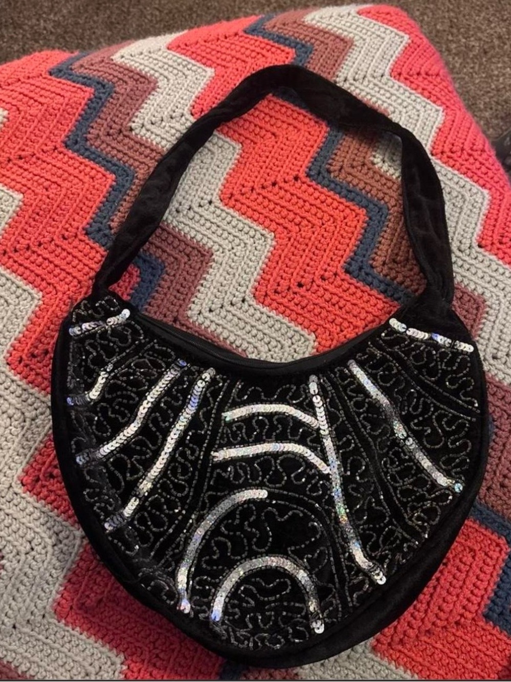 Y2K 2000s Rue21 Black Sequin Crescent Shoulder Bag